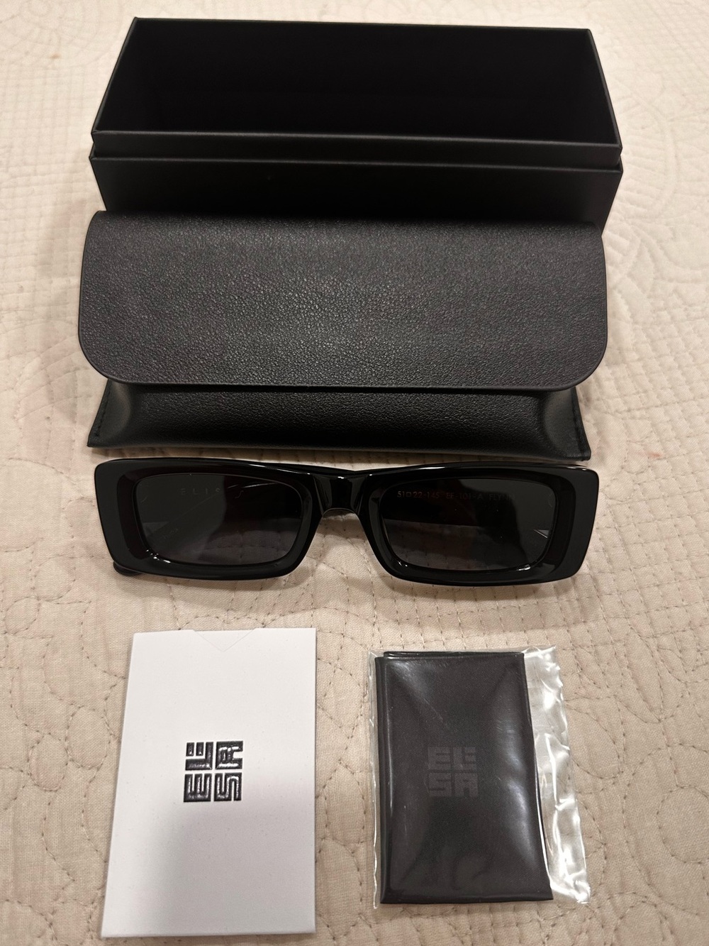 Elisa Johnson Flynn Sunglasses in Gloss Black